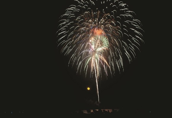 Mobile Bay Fireworks Cruise