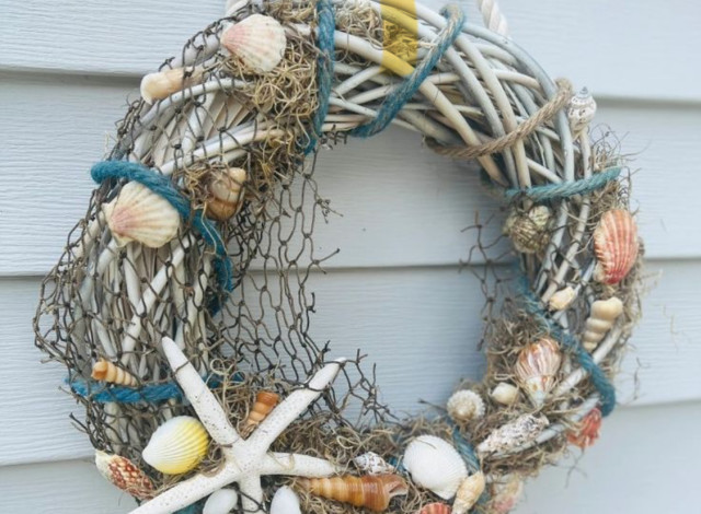 Art al Fresco: Beachy Wreath
