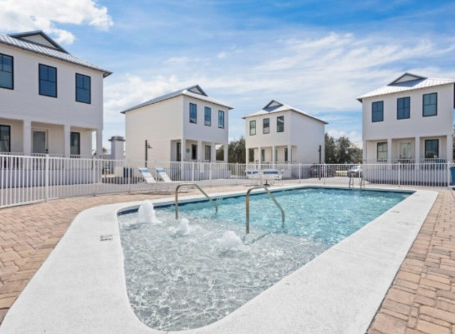 Ben's Beach Bungalow