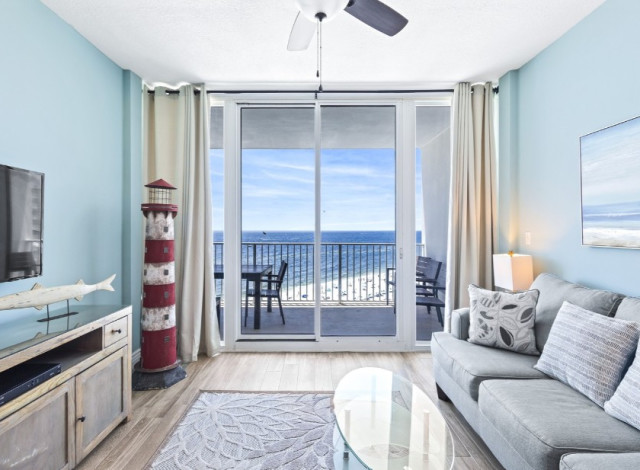 Turquoise Place C2606