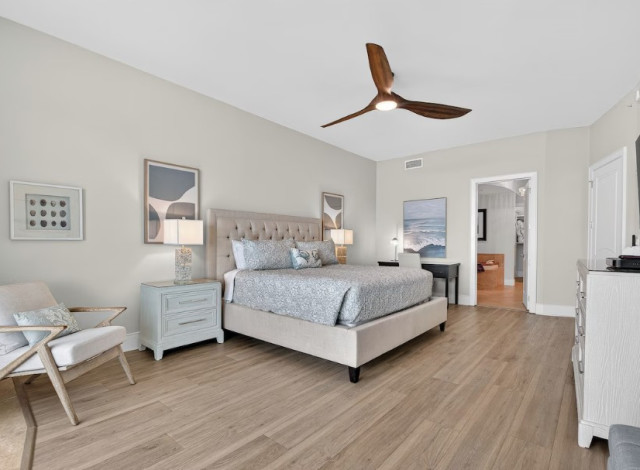 Turquoise Place C2203