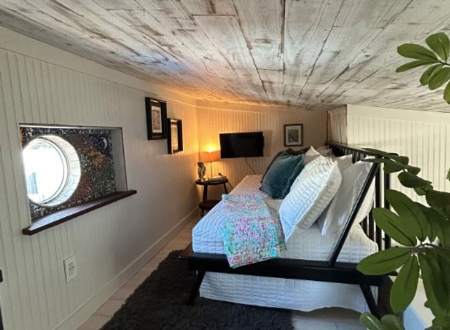 Crow's Nest Casita