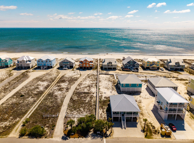 Current Tides Vacation Rental & Sales