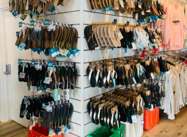 The Dock Store at Zeke's Landing