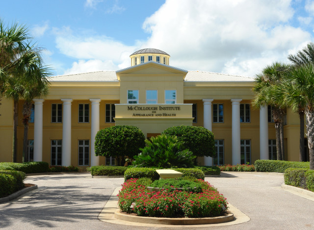 McCollough Plastic Surgery Clinic