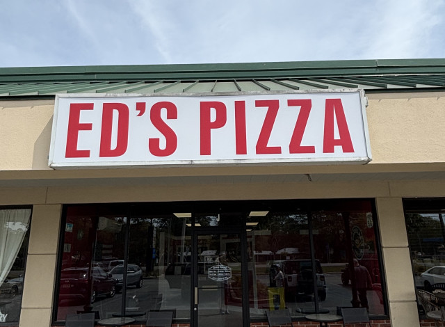Ed's Pizza