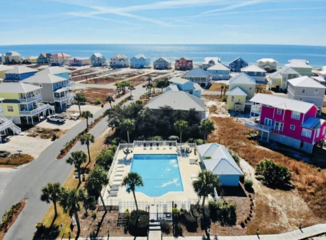 Flamingo and Seahorse Beach Houses