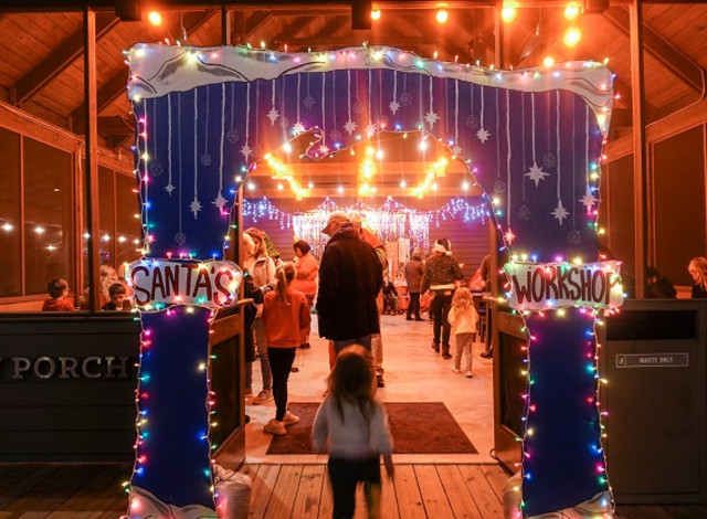 A Very Merry Coastal Grinchmas