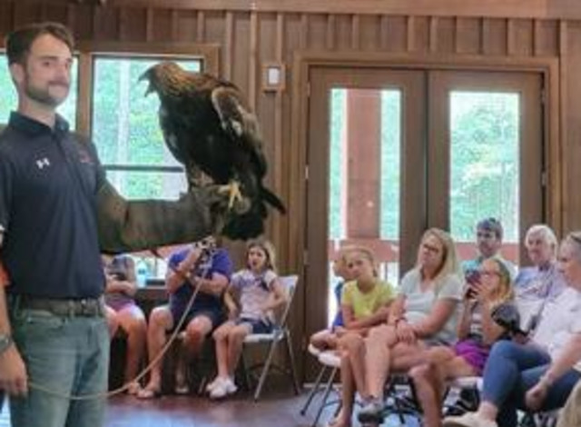 Auburn University Raptor Center Programs