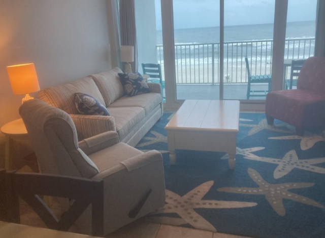 Lighthouse 406