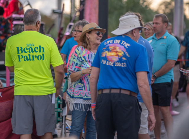 Parrot Heads in Paradise "Meeting of the Minds"