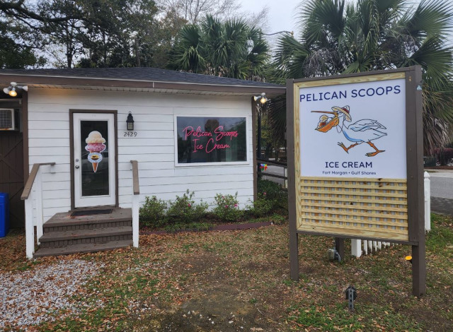 Pelican Scoops Ice Cream Gulf Shores