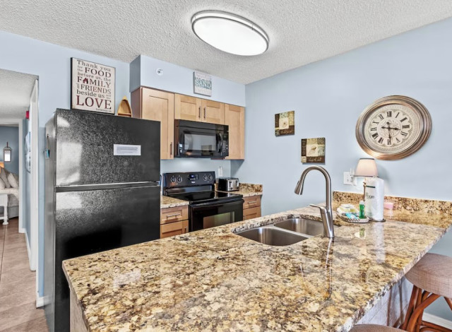 Royal Palms 207