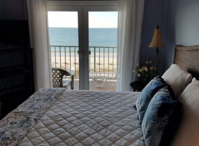 Surfside Shores 2404