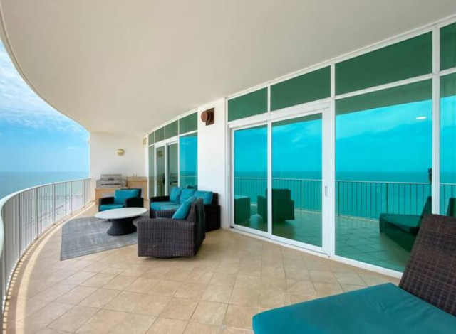 Salty Beaches Vacation Rentals