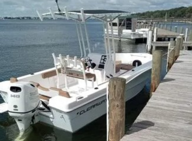 Salty Escapes Boat Rental