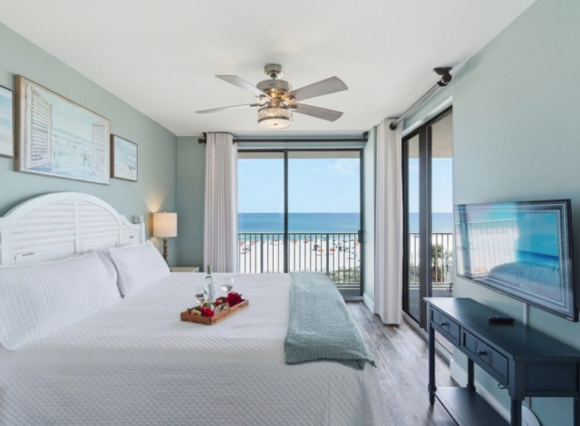 Shoalwater Condo #406