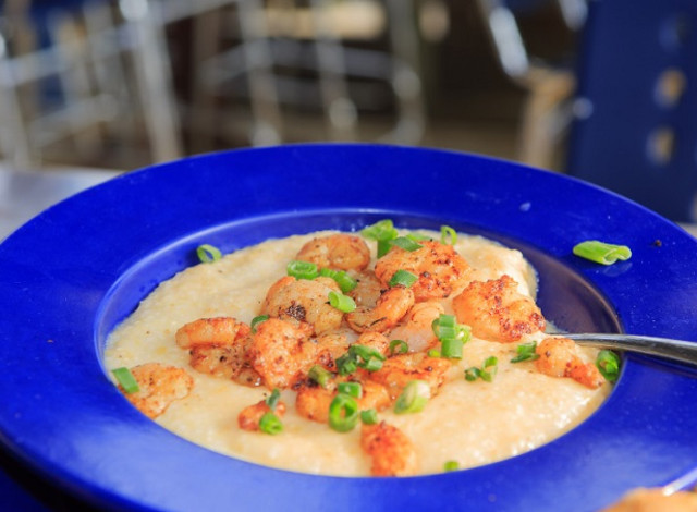 Open Mic Night with Nigel & Company