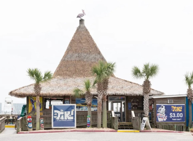 Tiki & Raw Bar by Barometer