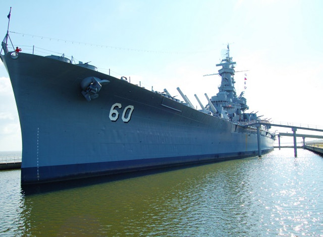 USS ALABAMA Battleship Memorial Park