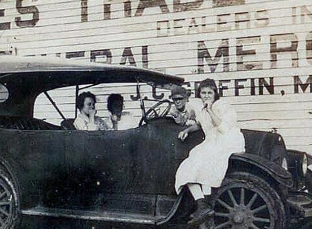 2025 Winter Showcase Series: Lovin' Loxley- A Guided Tour of Loxley's Past, Present, and Future