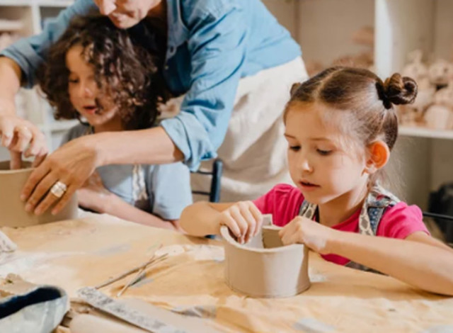 KIDS HAND-BUILDING with JENNIFER GRAHAM