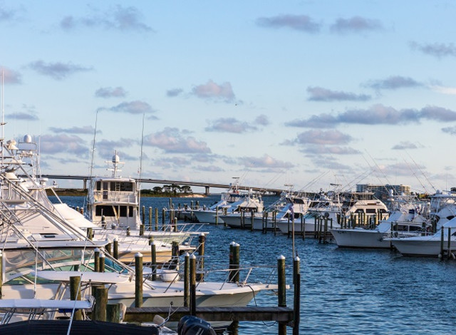 Safe Harbor Sportsman Marina