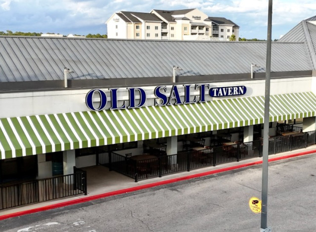 Old Salt Tavern