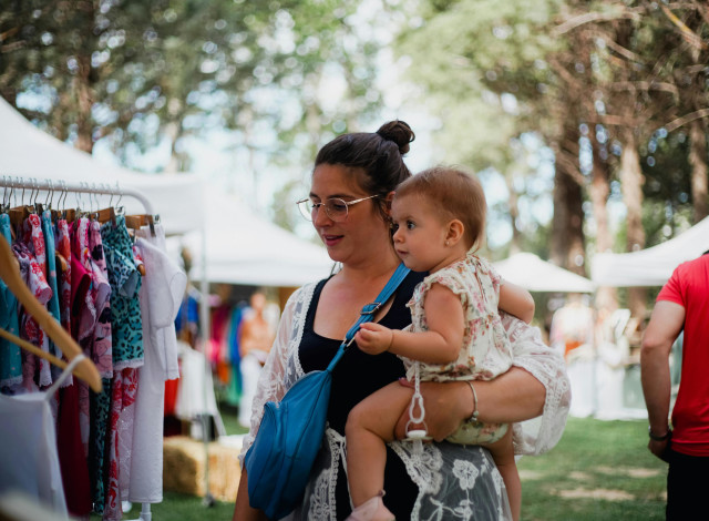 Pensacola Pickles and Wings Family Festival