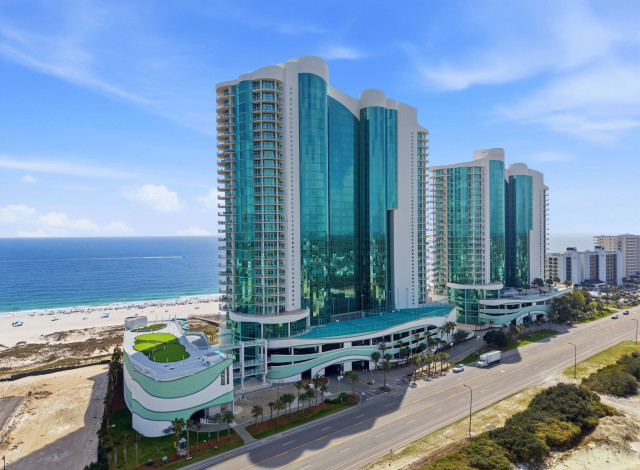Pointe South