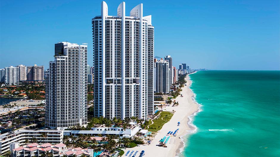 Trump International Beach Resort Miami: Miami Hotels | MiamiAndBeaches.com