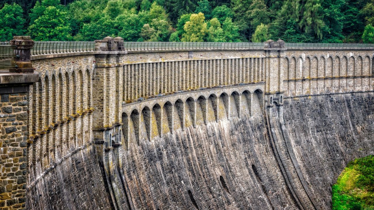 dam-wall-3679900 1280