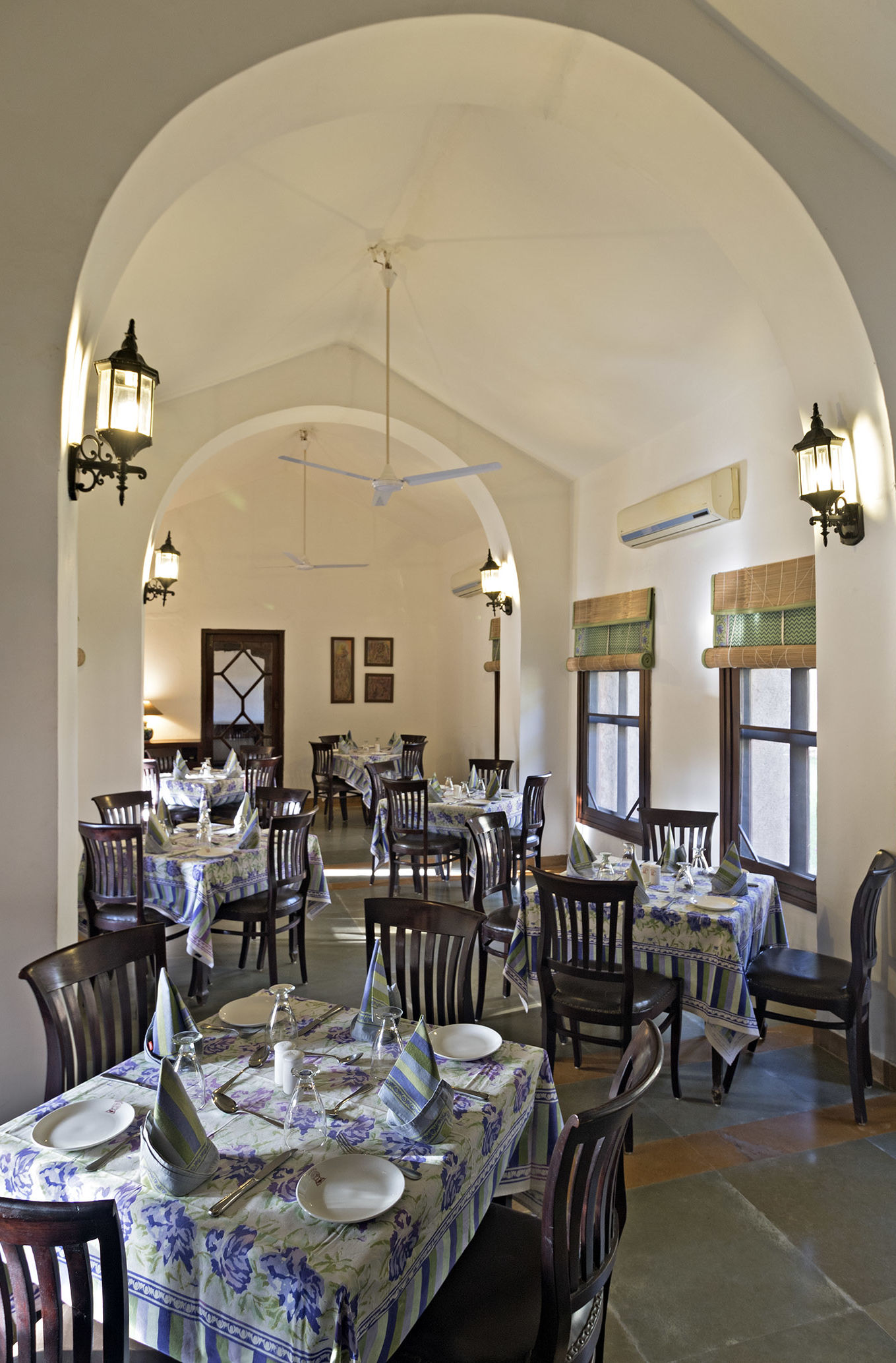Taasli Restaurant - Manvar Shergarh
