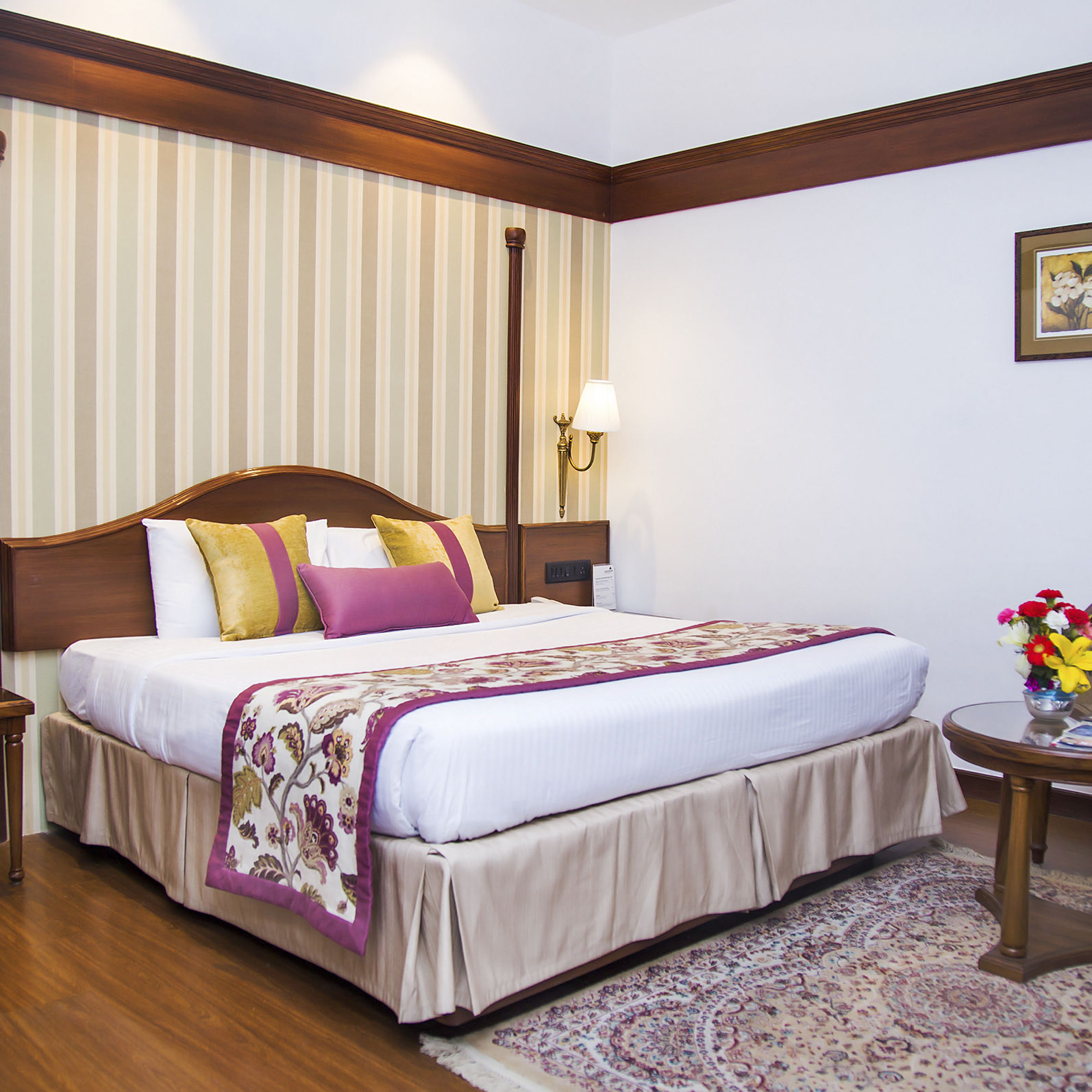 Suite shervani hilltop nainital