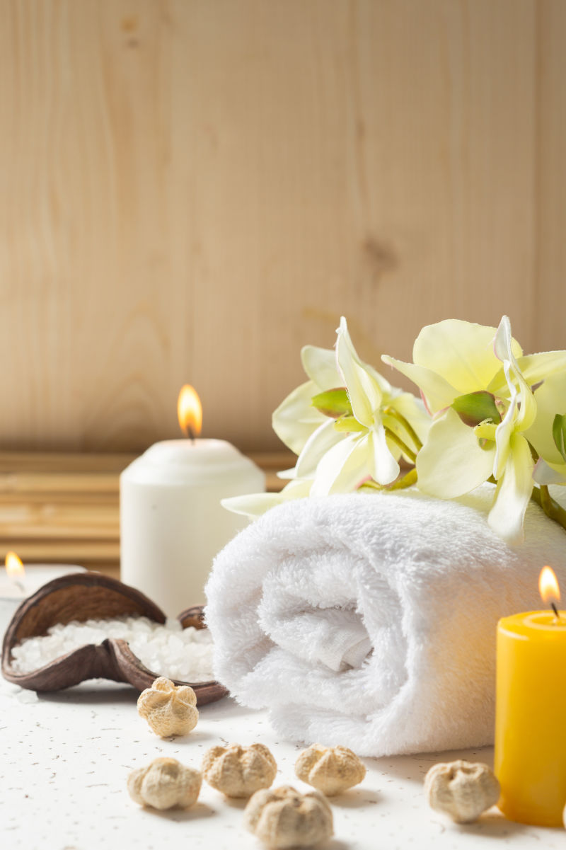 spa-products-with-orchids