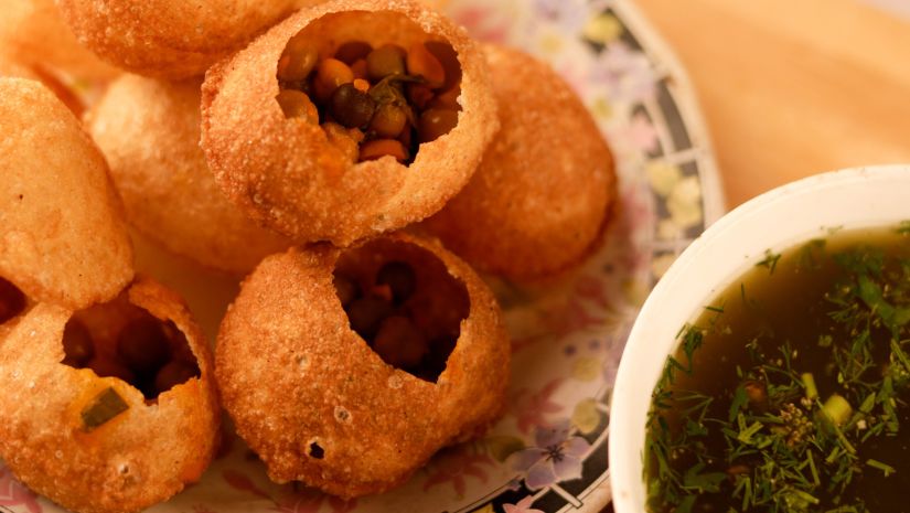 Indian street food puchka with mint water