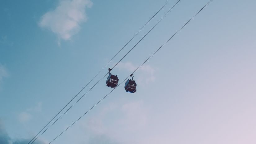 Neemrana s Glasshouse on The Ganges - view of the Cable car from below