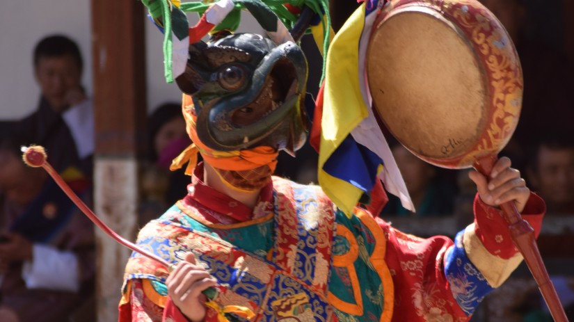 Himachali Folk Dance at one of the best places to stay in mashobra 