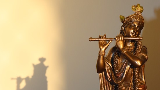 idol of Lord Krishna playing the flute