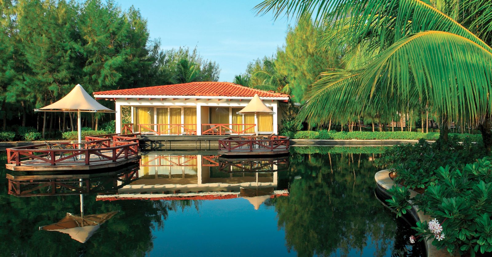 1Bermuda Exterior with Deck at Ocean Spray, Pondicherry