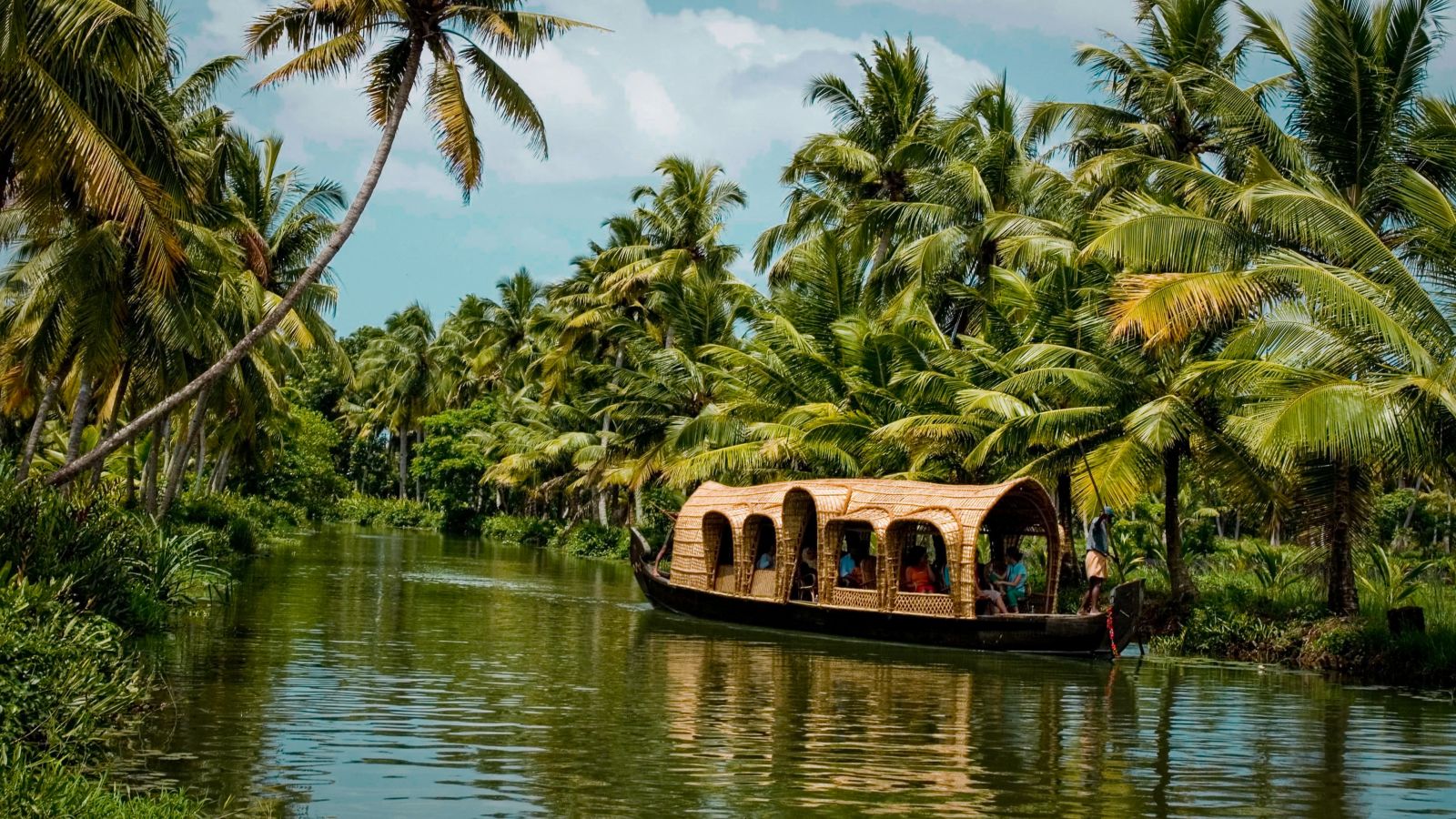 Boatride amidst a picturesque nature setting - Kumarakom Tourism