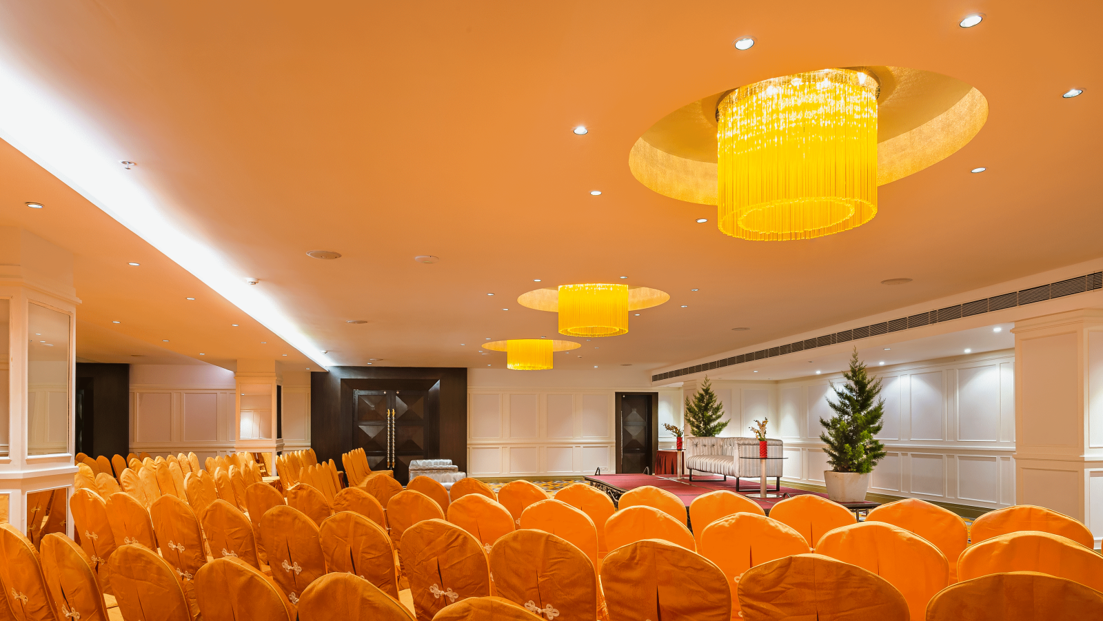 Grand Ball Room Hotel TGI Grand Fortuna Hosur 2 gsh2dx