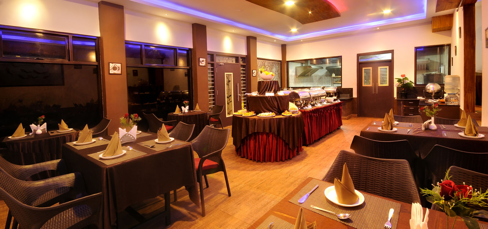 Restaurant Parampara Resort Spa Kudige Coorg 1 duhmcr