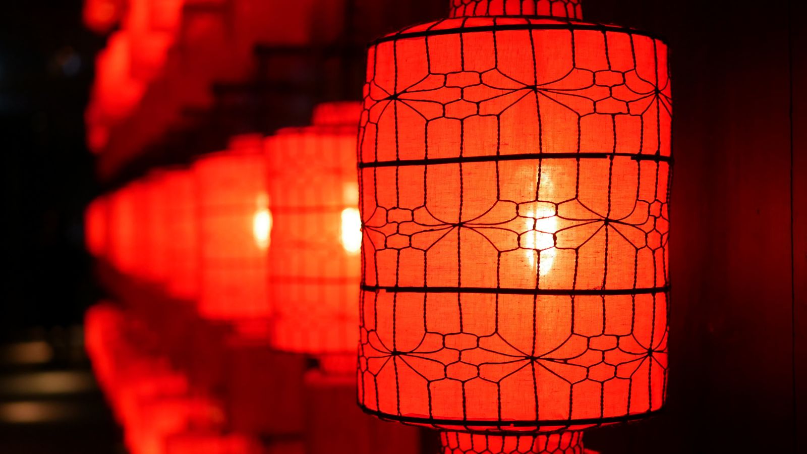 chinese red lanterns