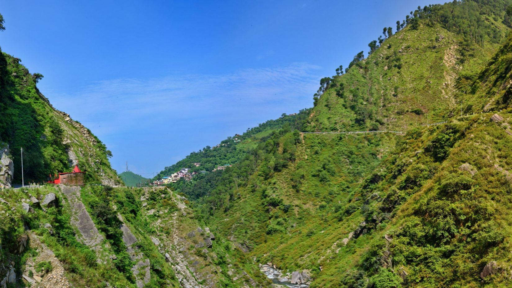 17. Dalhousie Surroundings