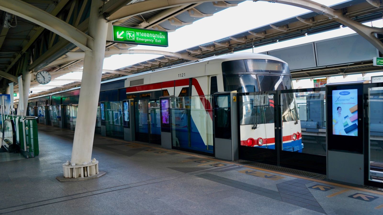 The BTS Skytrain at the terminal during daytime