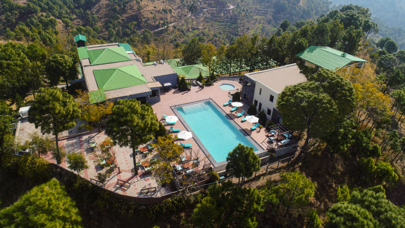 luxury resort with swimming pool in solan - Suryavilas Luxury Resort and Spa