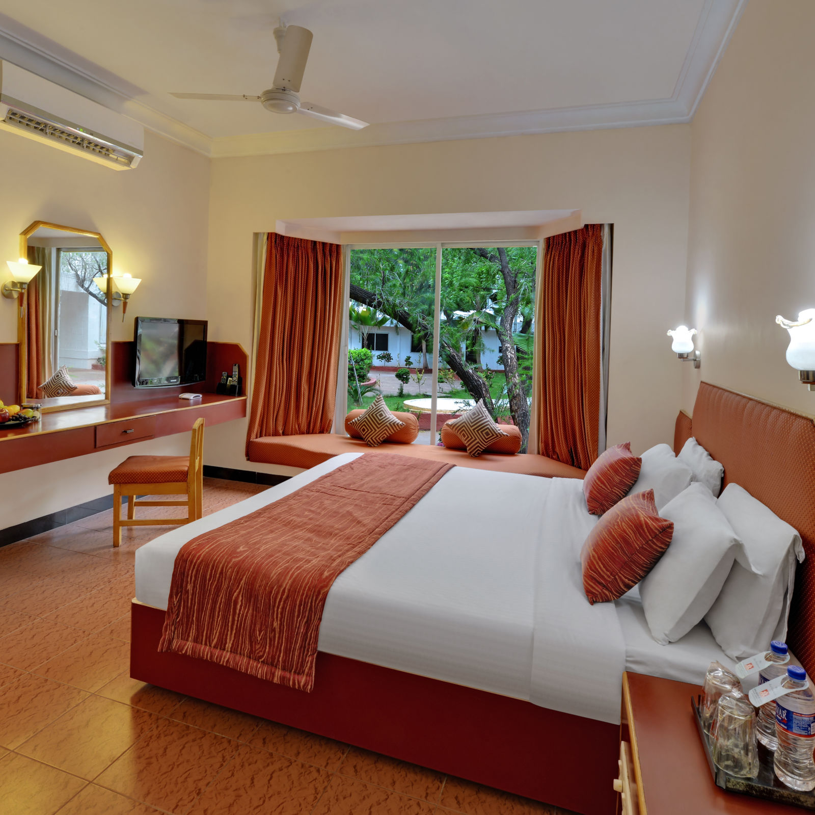 Executive Room SRM Hotel Tiruchirappalli- Trichy Hotel Online 1