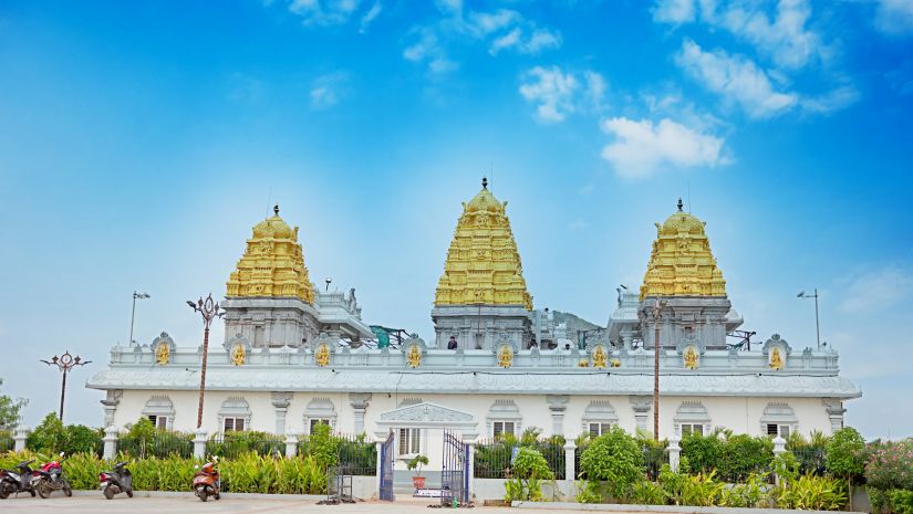 the facade of Sri Venkateshwara Temple2