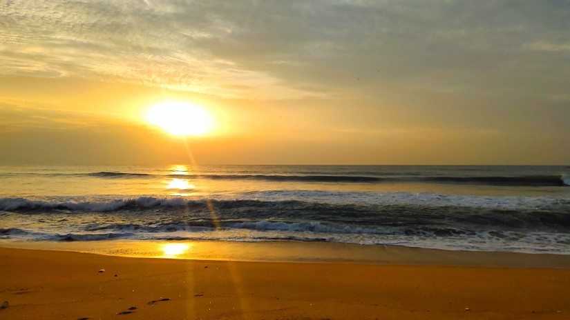 A view of ocean a few moment before the sunset